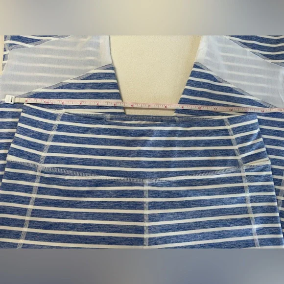 Tommy Hilfiger Sport White and Blue Striped Leggings Size M - Picture 4 of 5